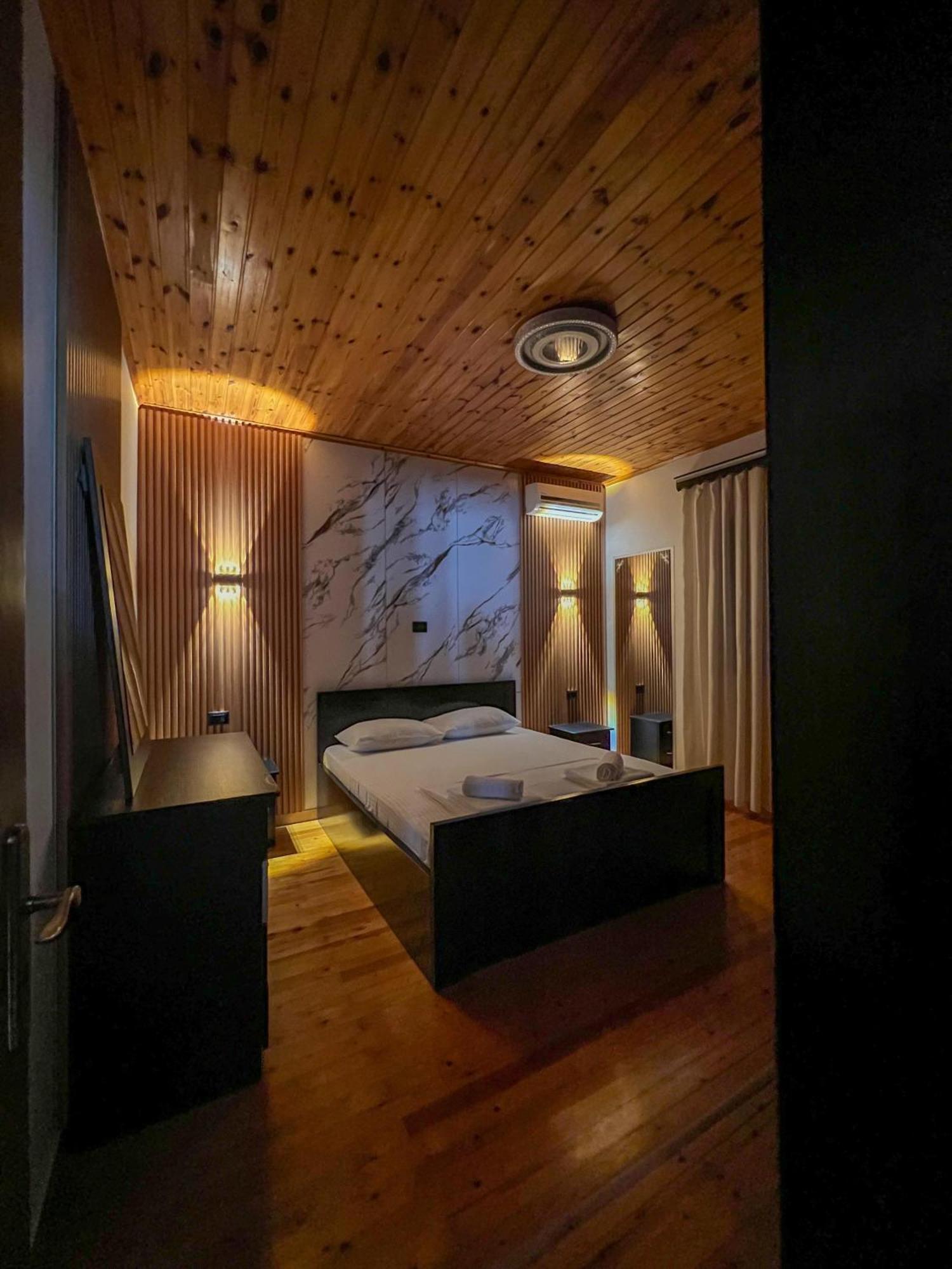 Serenity Apartments Ксамил Экстерьер фото